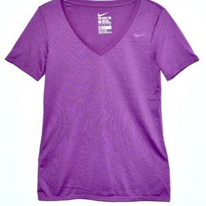 Nike Legend 2.0 Womens V-Neck Short Sleeve T-Shirt in Purple - Small